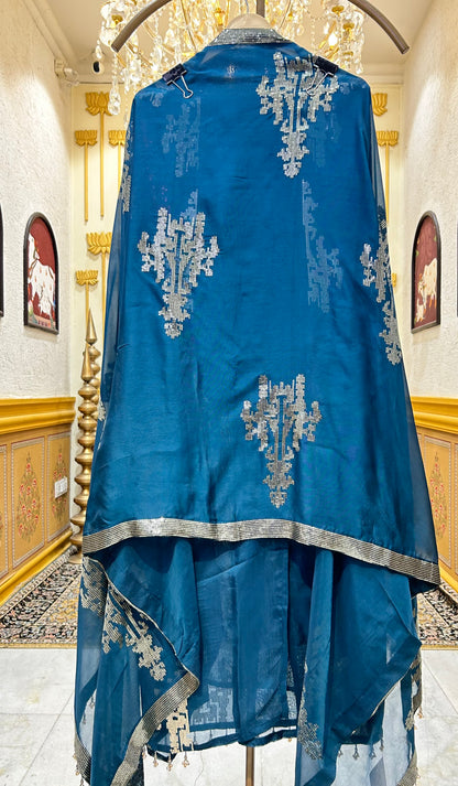 Zariyah Noor Suit
