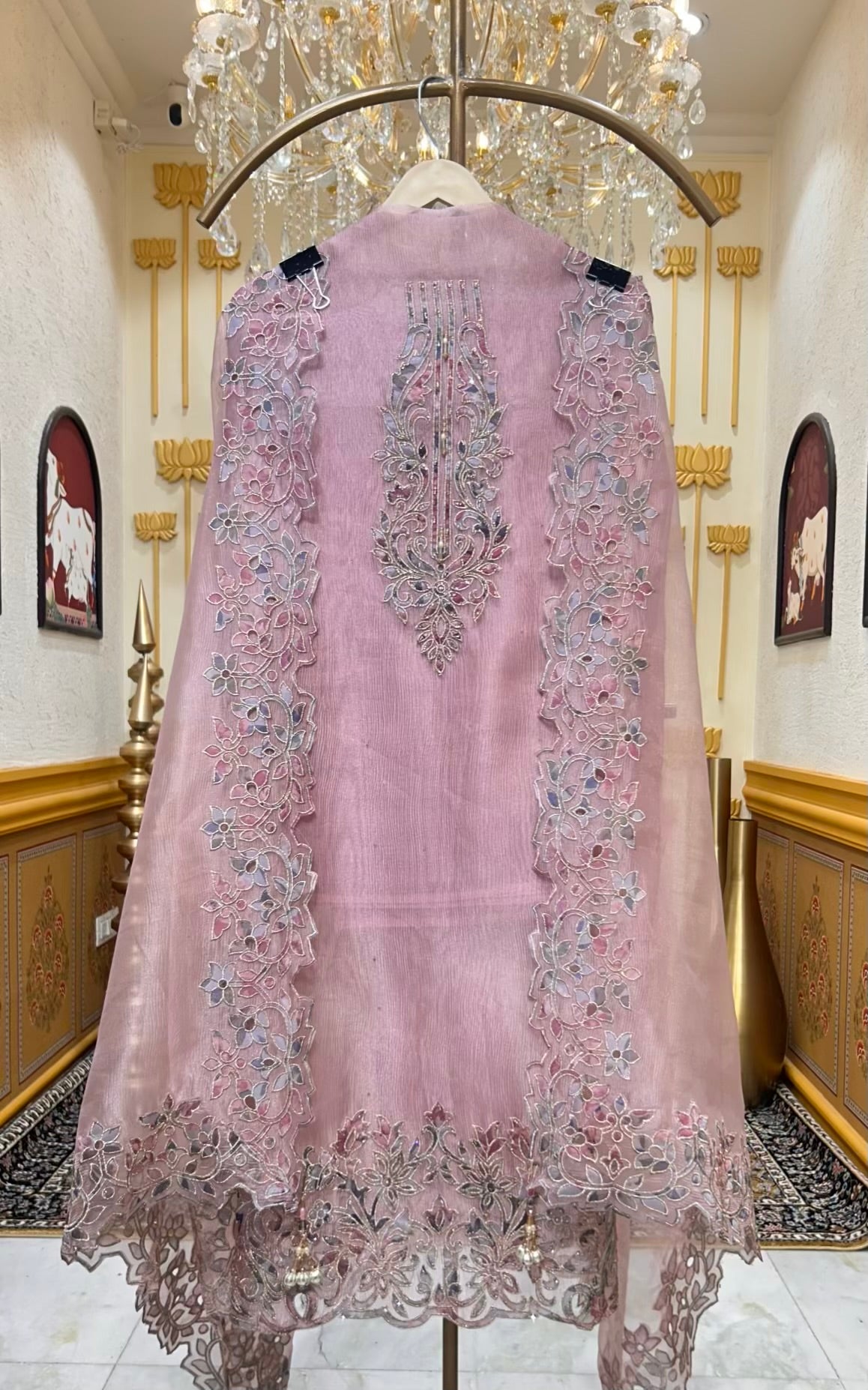 Zehraah Cutwork Veil Suit (Lavender)