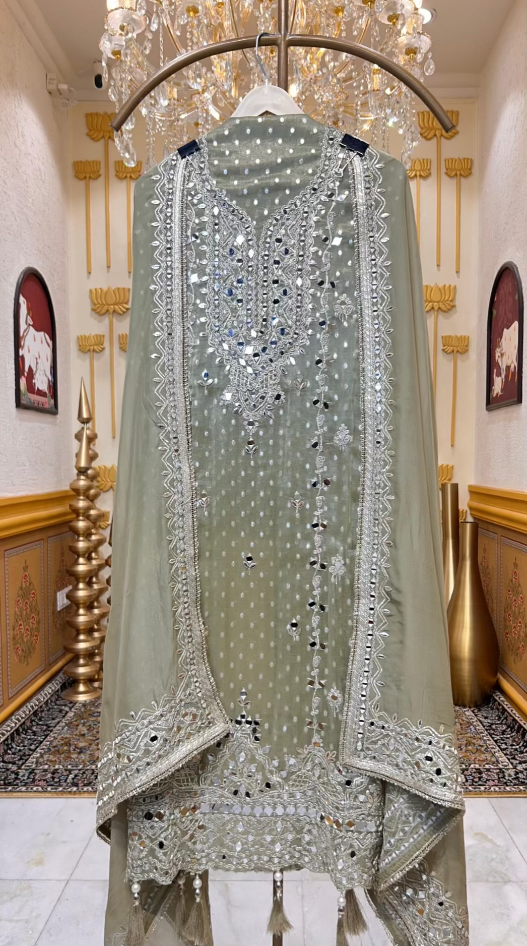 Arezya Aaina Leather Suit (Green)