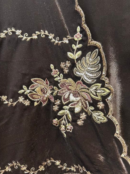 Nayab-é-Velour (Brown)