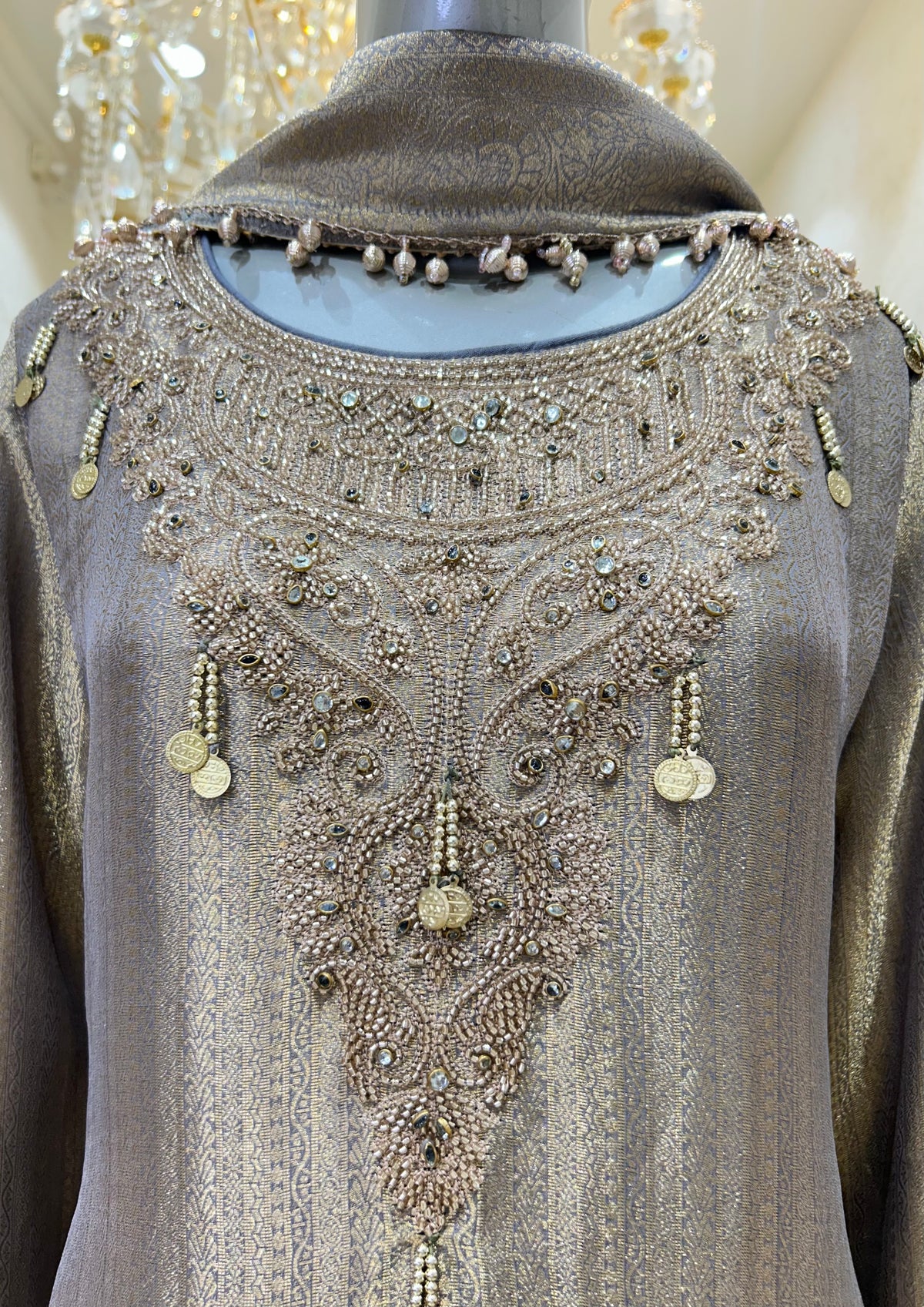 Kundanara Pakistani Suit