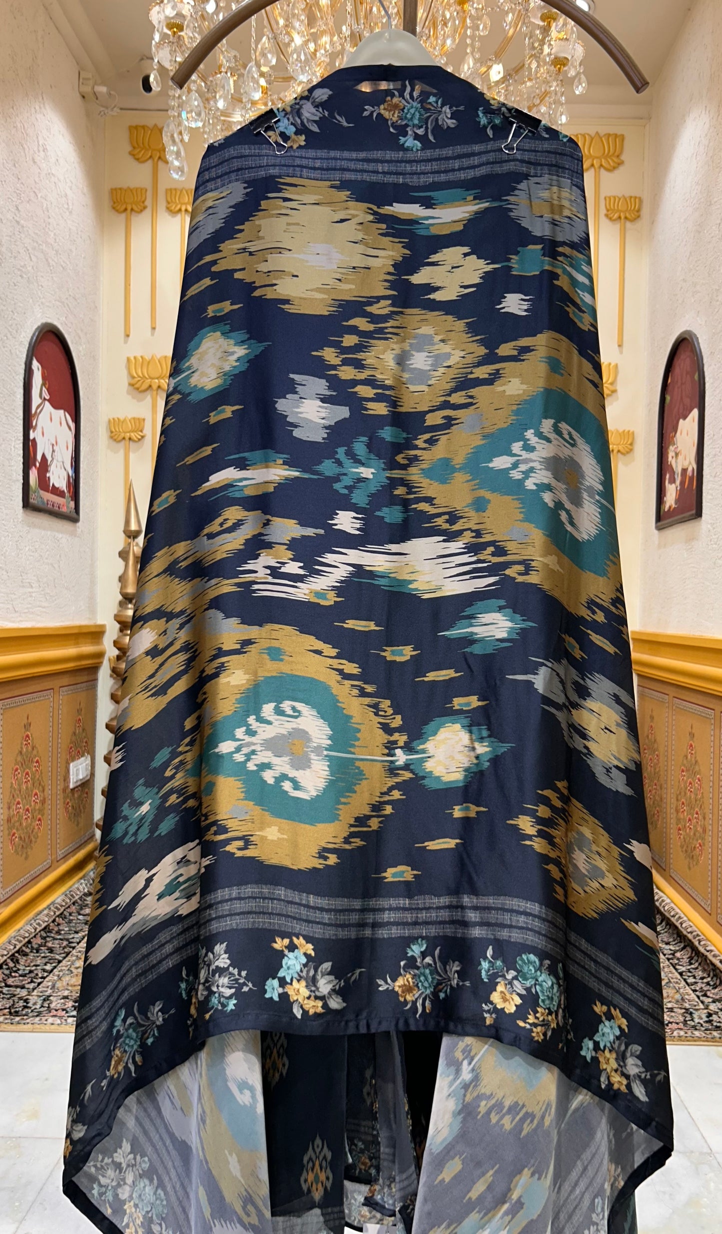 Satiné Pearl Bloom Suit