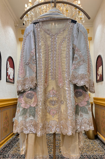 Aurelia Noor Anarkali Set