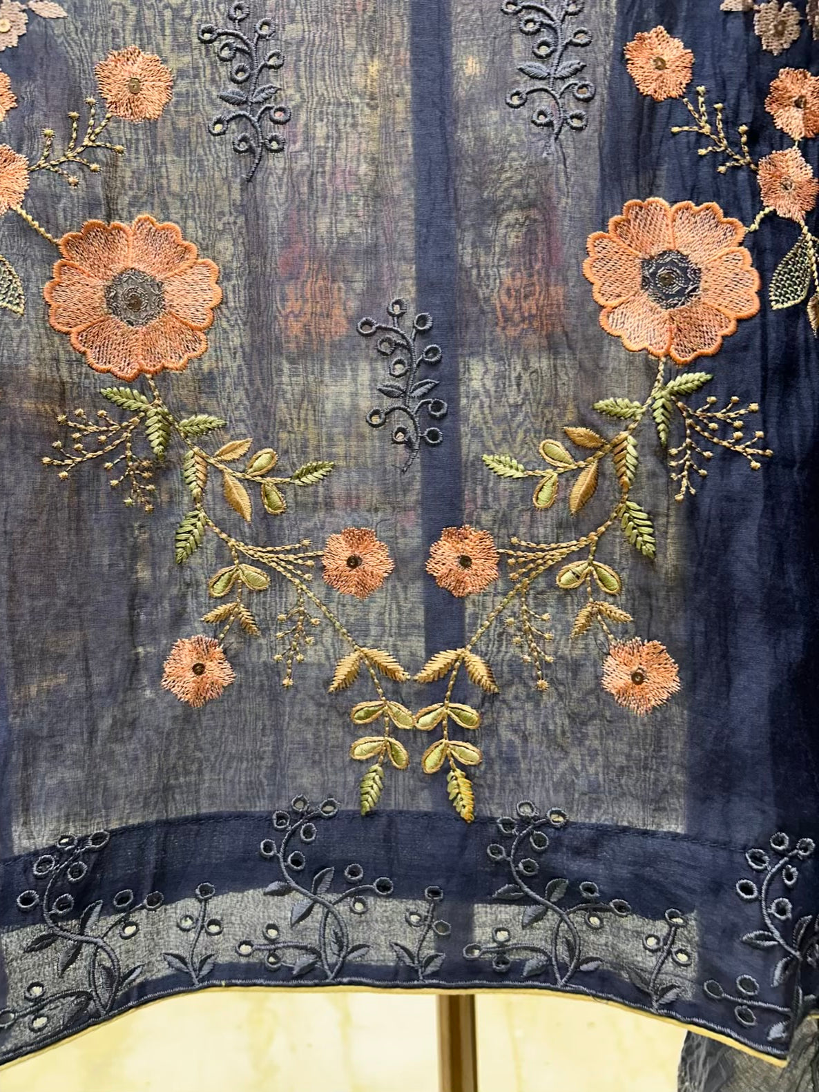 Sahira Thread Veil Suit (Blue)