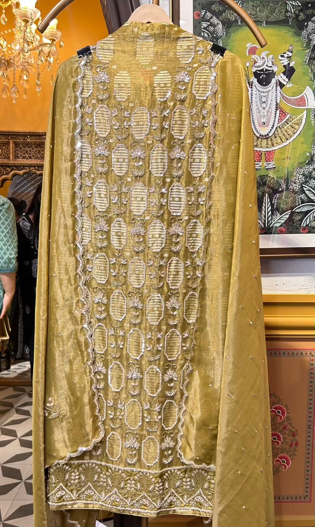 Eimaan-é-Noor (Green)