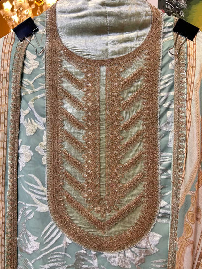 Zaroon Velvet Suit (Green)