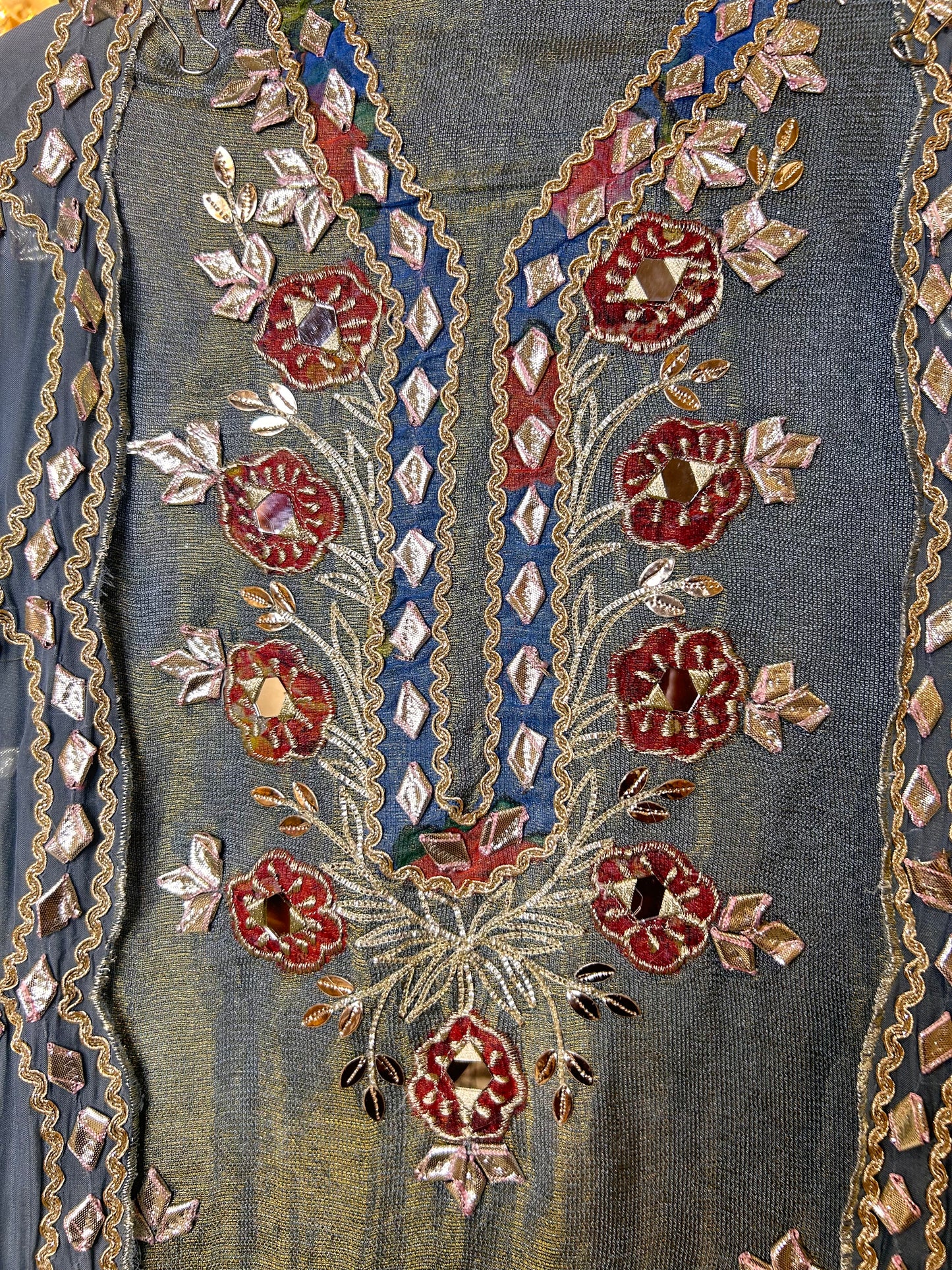 Chamak-e-Noor (Blue)