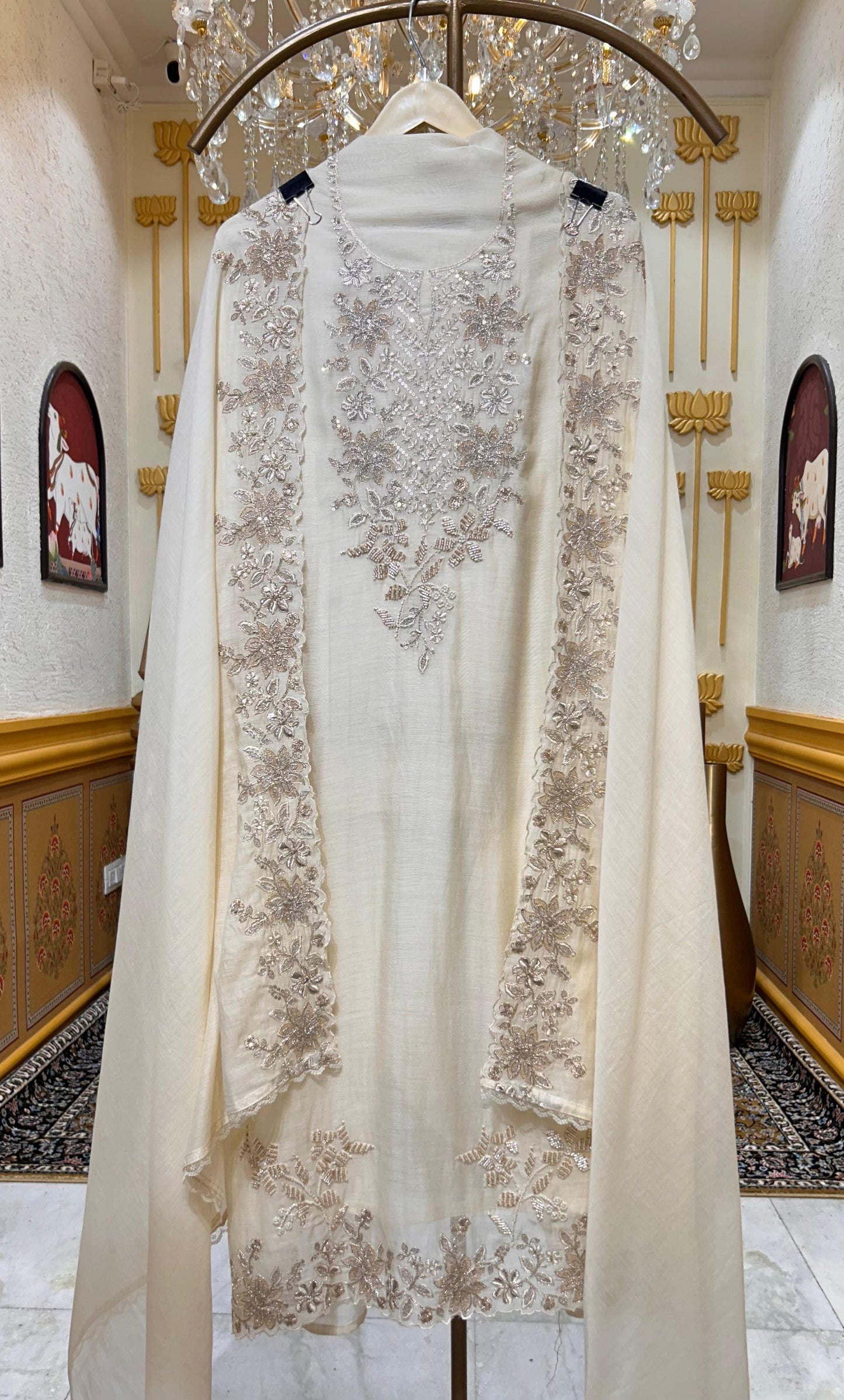 Aavira Mul Chanderi Suit (Ivory)