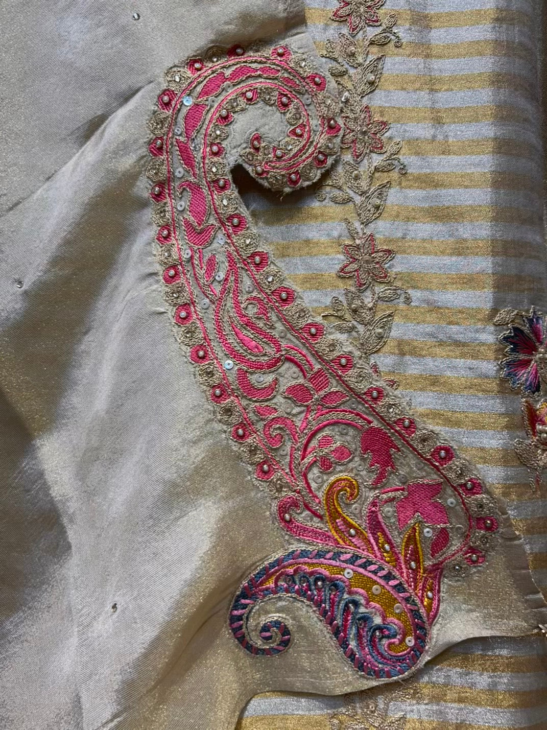 Ruhira Shimmer Handcrafted Suit