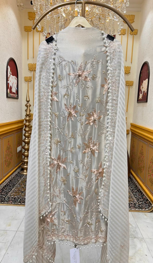 Nayara Karigari Élan Suit (Ivory)