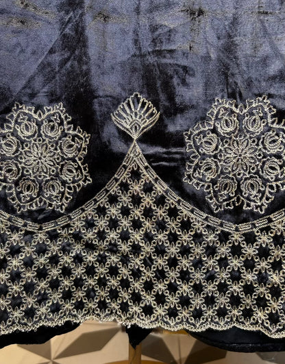 Noorani Velvet Suit (Black)