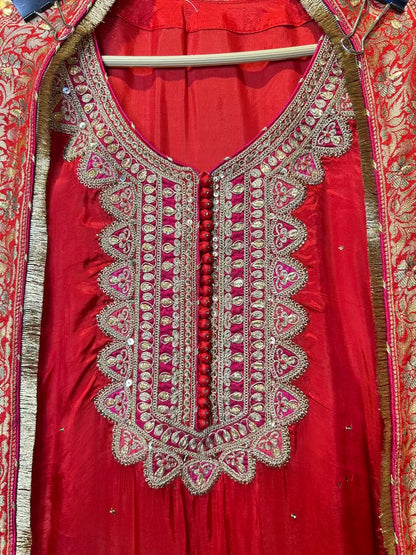 Naaz-e-Shaahi (Red)