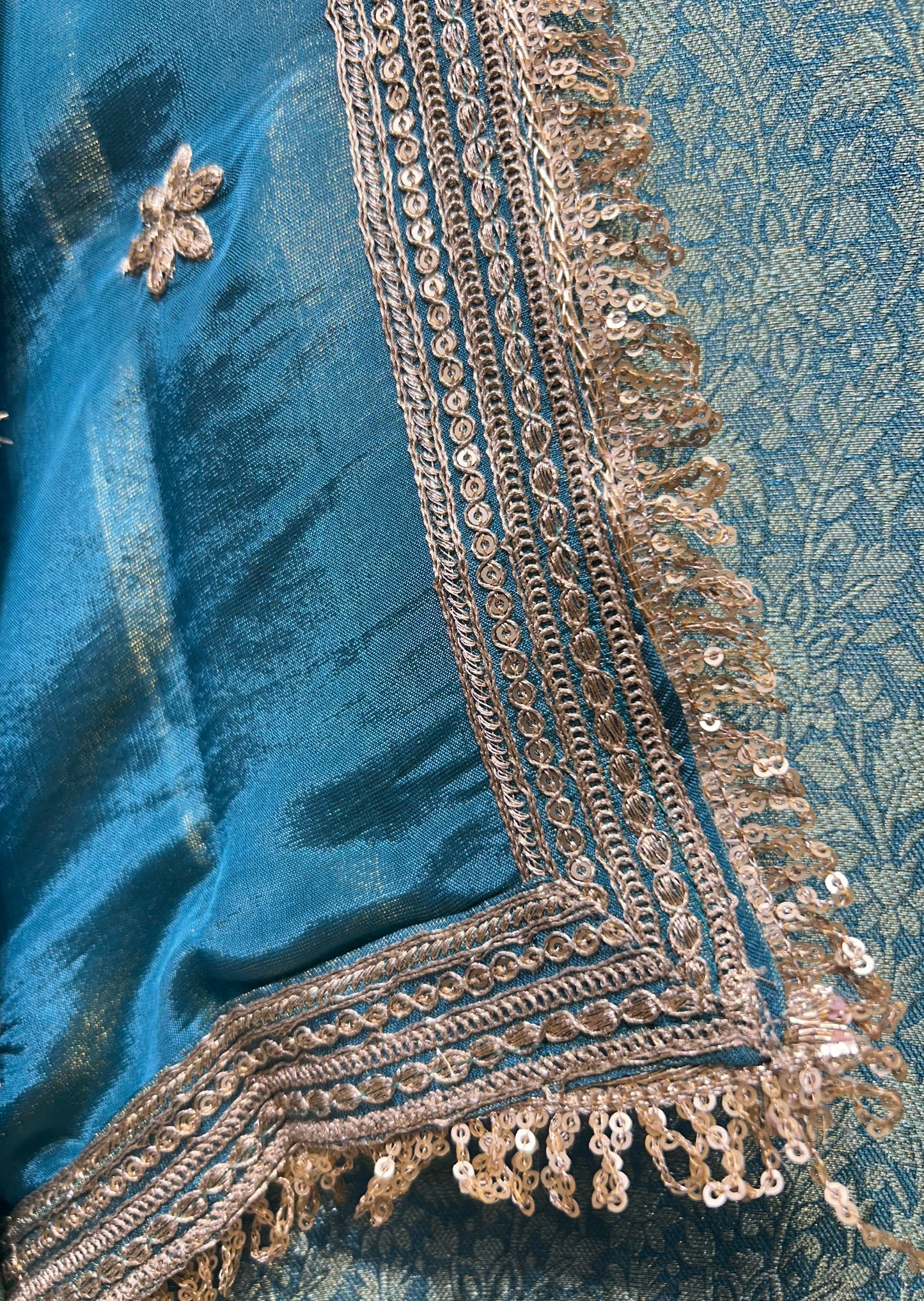 Noorayra Pita Zari Banarasi Suit (Blue)