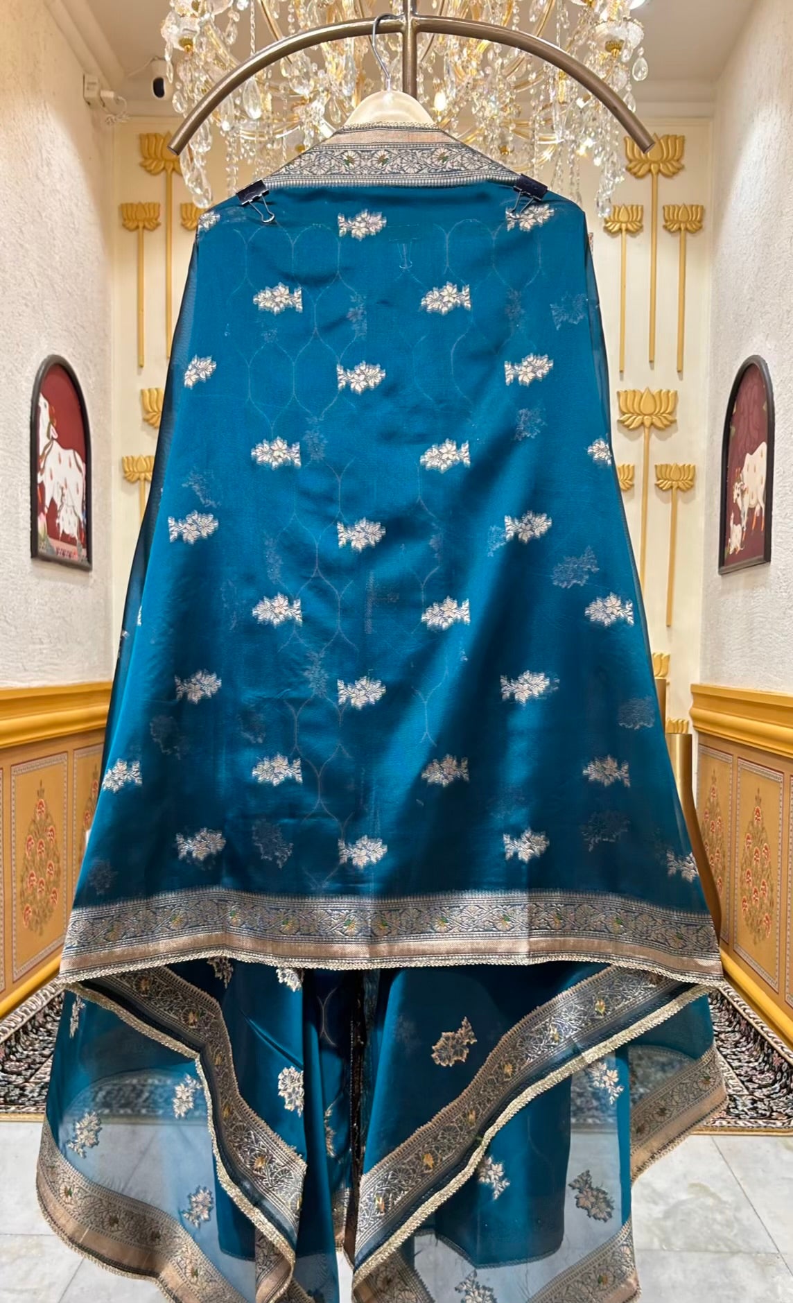 Aarisha Banarasi Élan Suit (Turquoise)