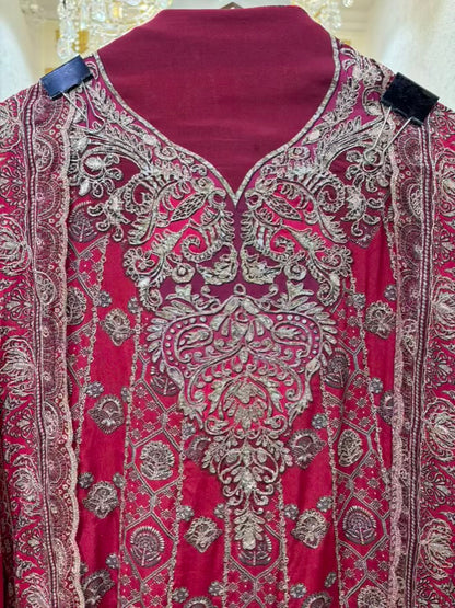 Kiara Zari Crepe Suit