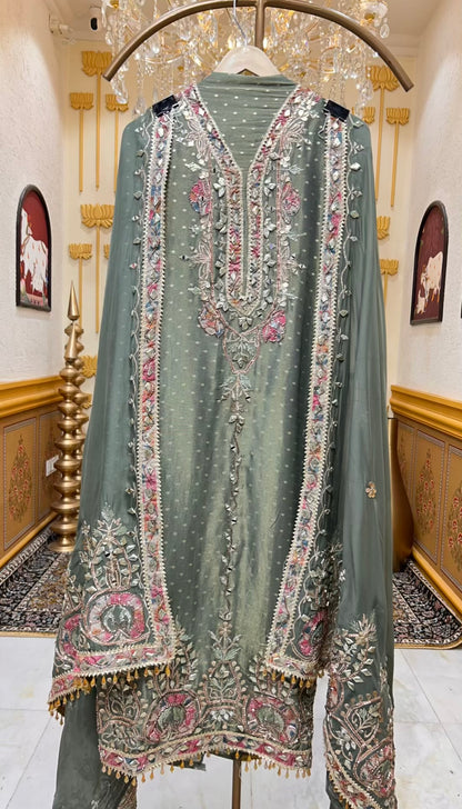 Zarvani Sheesha Veil Suit (Mehendi Green)