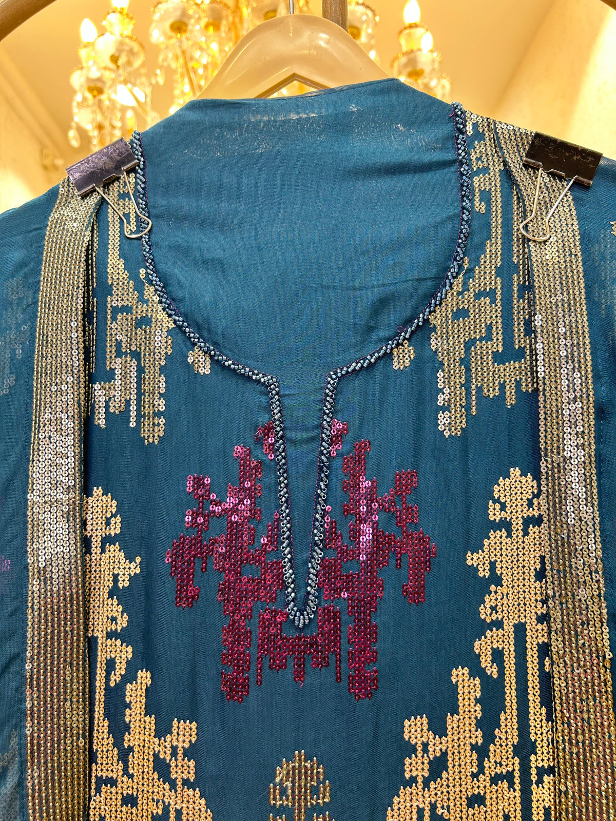Zariyah Noor Suit