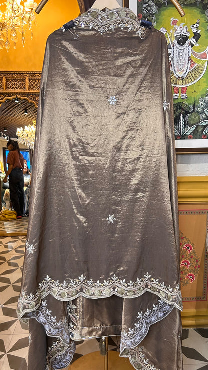Noorain Organza Suit (Brown)