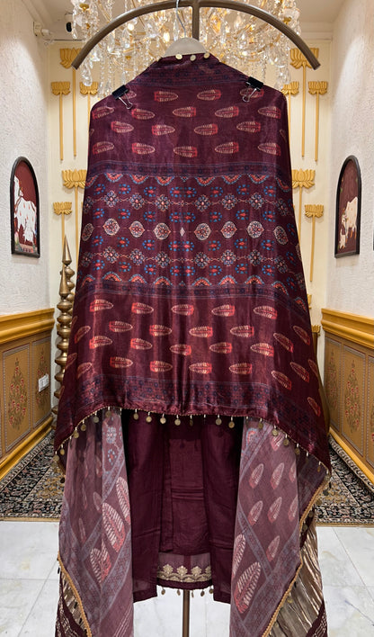 Aabira Zari Suit