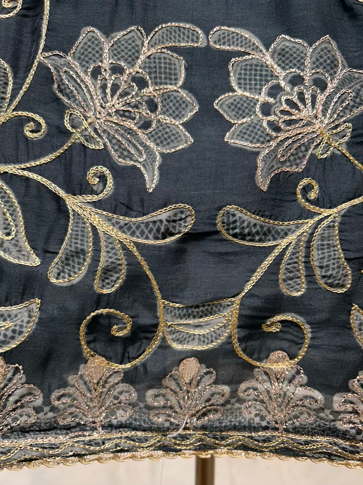 Sahira Zari Silk Suit (Black)