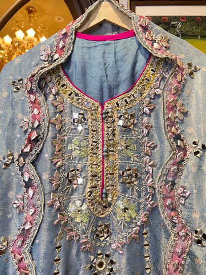 Solévienne Étoile Anarkali Set