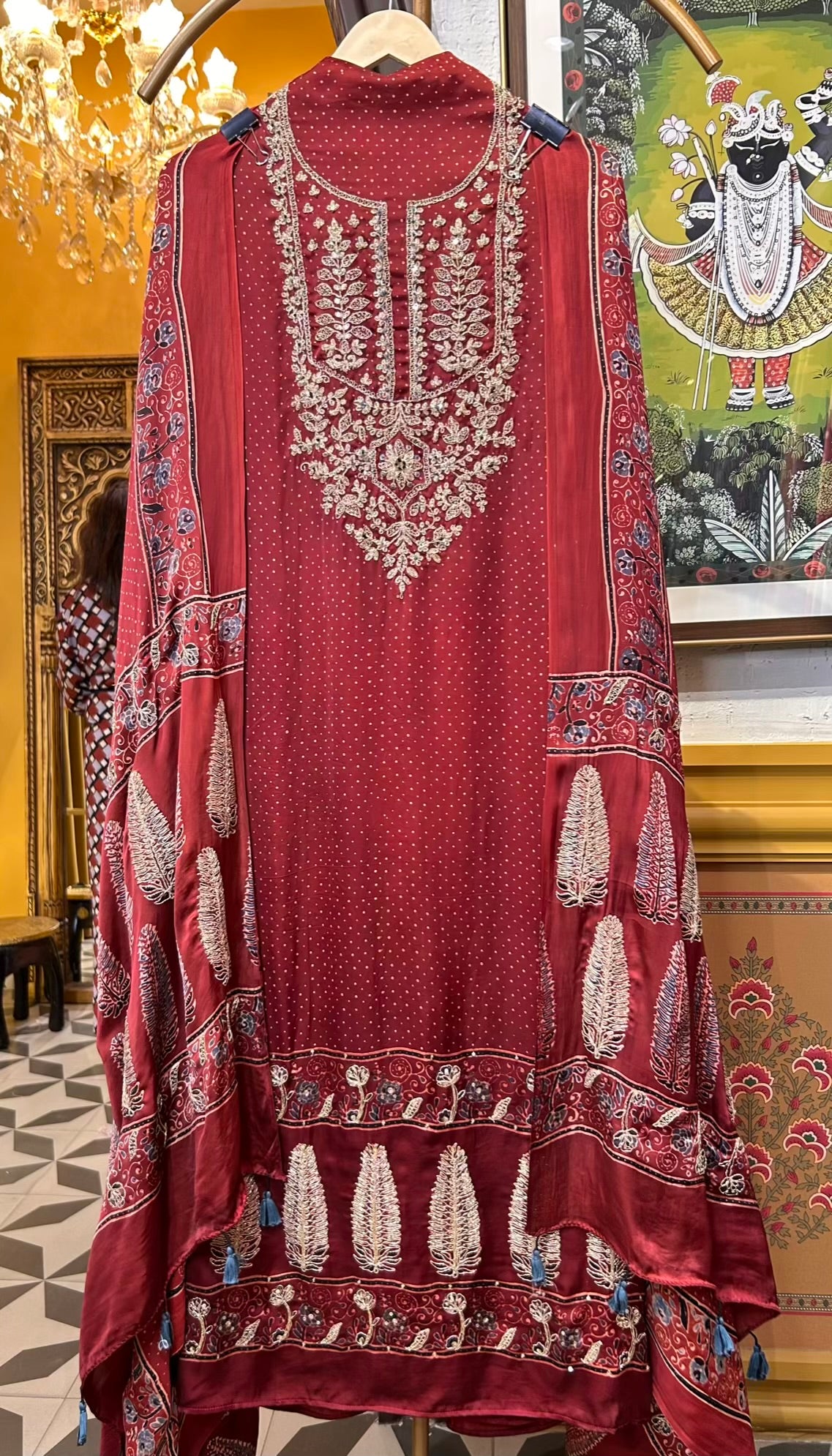 Ameira-é-Shaam Suit (Maroon)