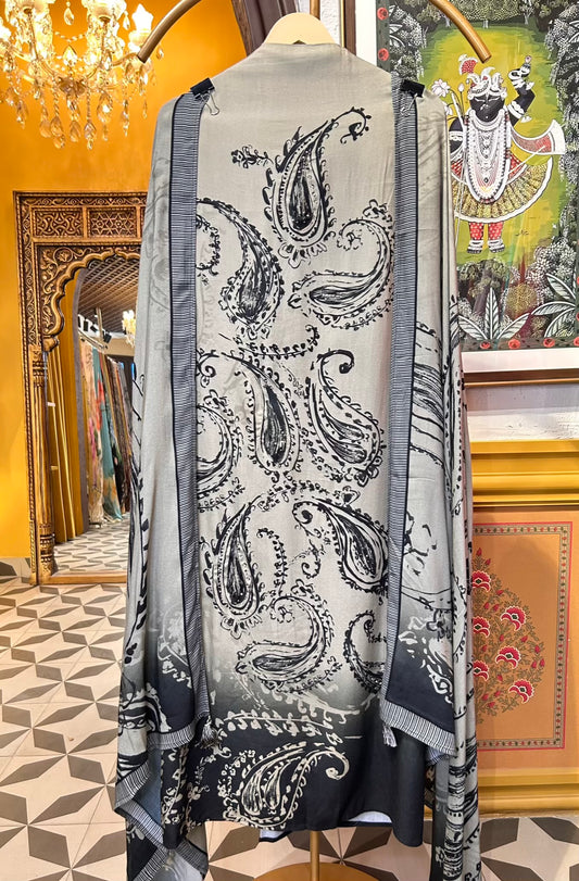 Nargis-é-Pashm Suit (Pista Green)