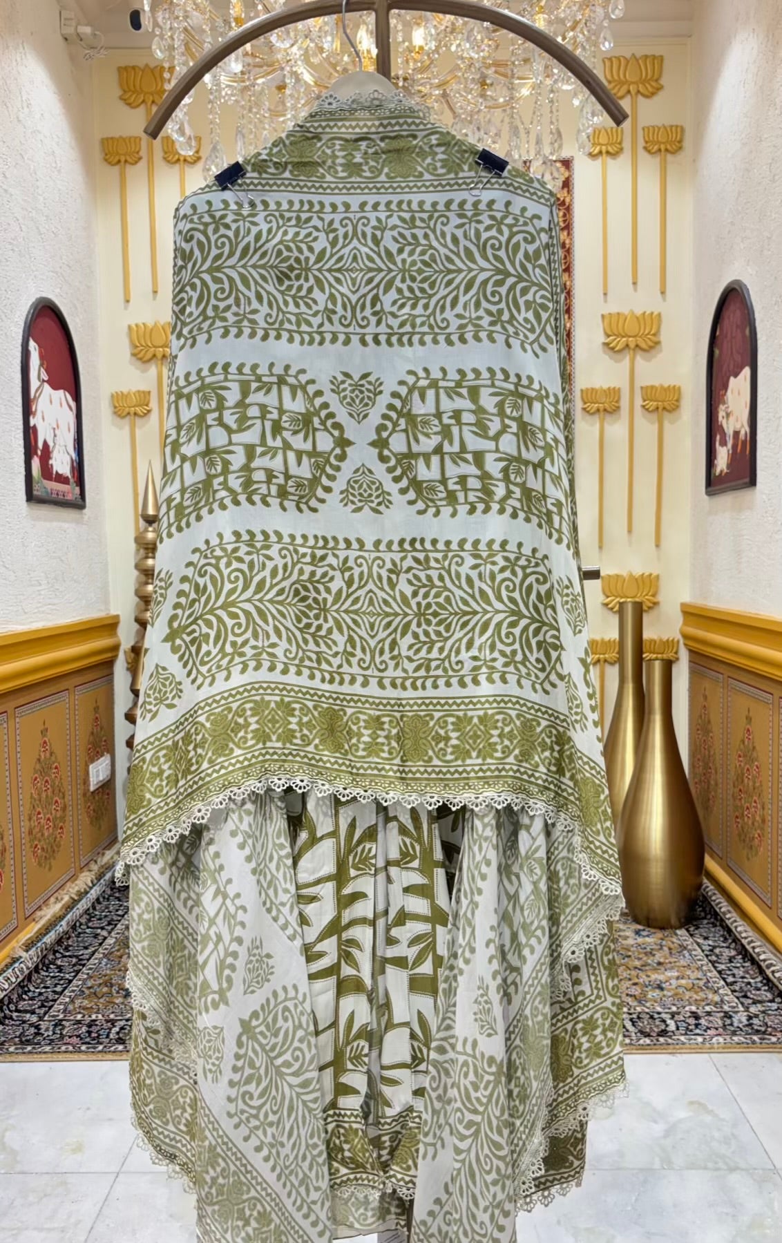 Isha Moti Lace Muslin Suit