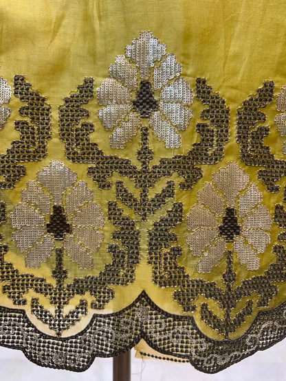 Zareená Éther Suit (Yellow)