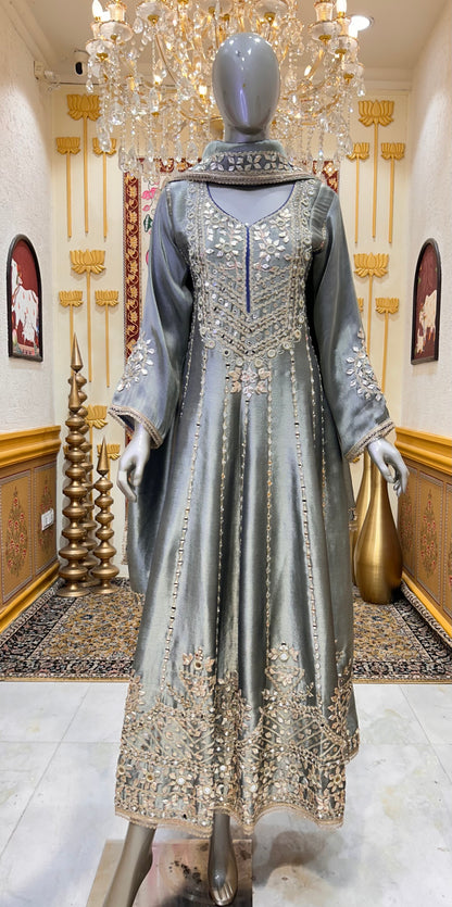 Sheesh Noor Anarkali