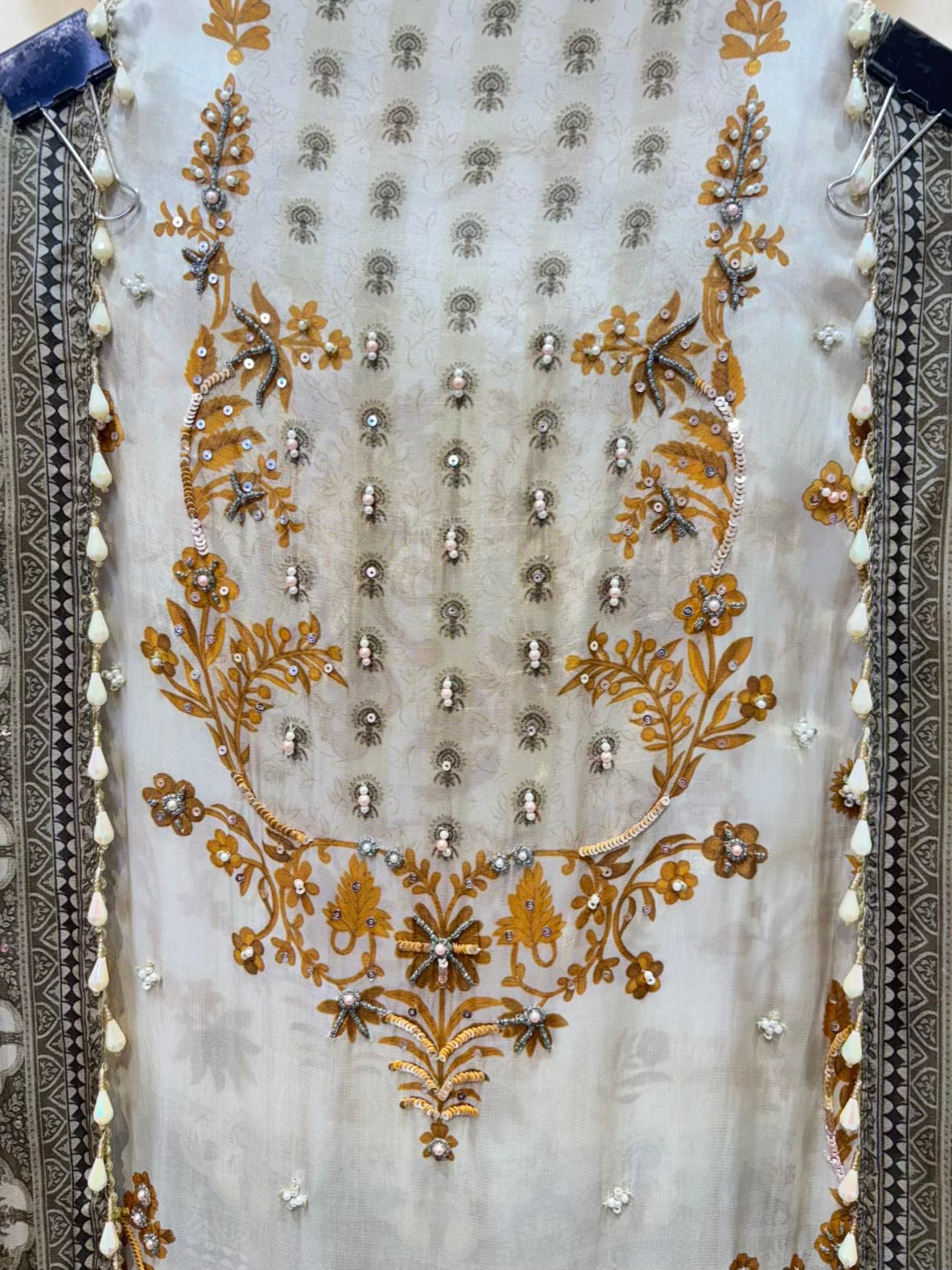 Zarmeen Silk Organza Suit
