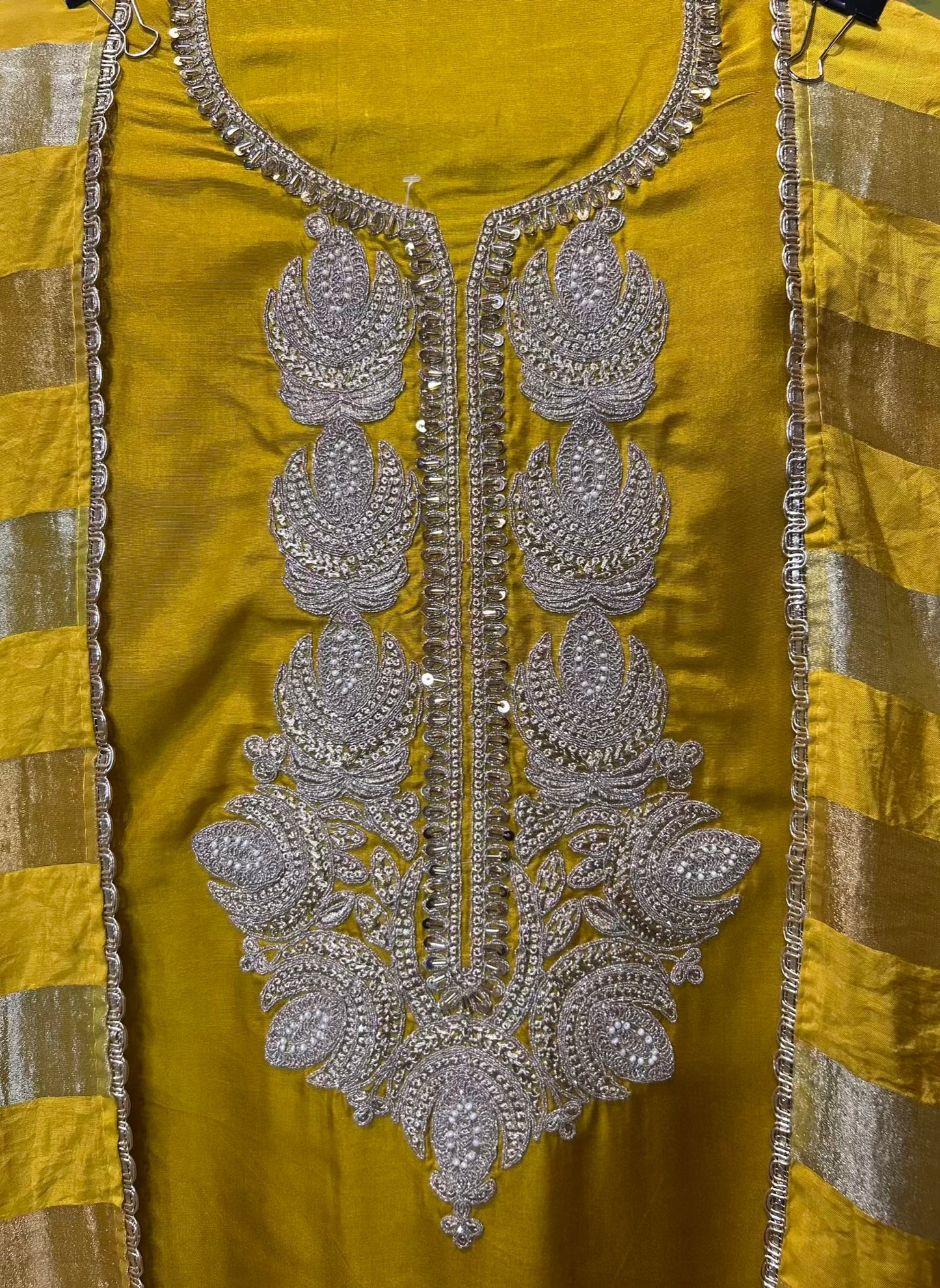 Noorisha Silk Suit (Yellow)
