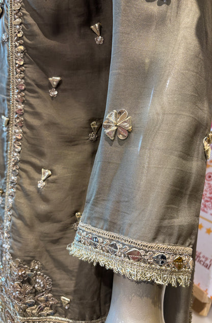 Adaa-e-Khaas Farshi Suit