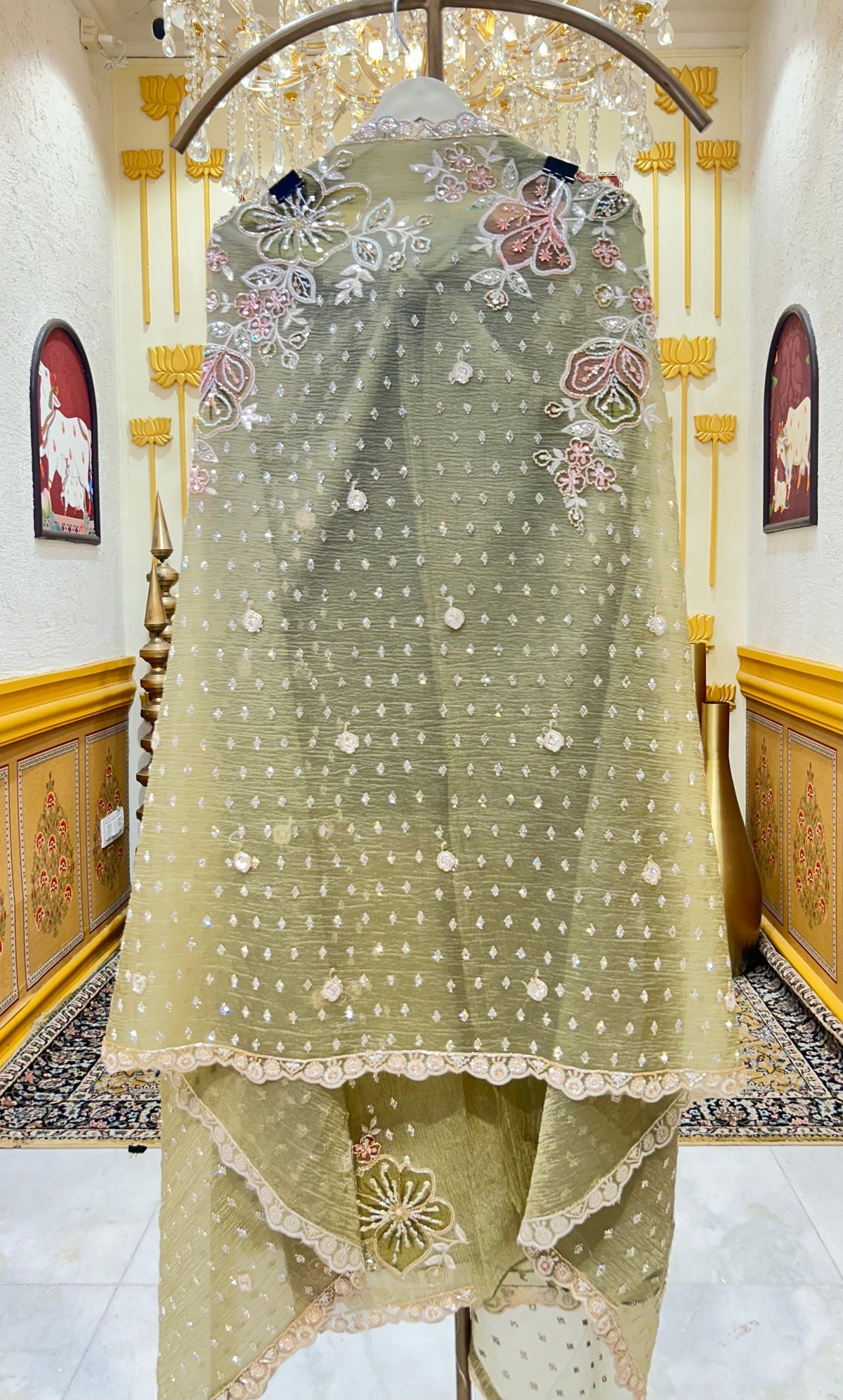 Ruhani Tissue Suit