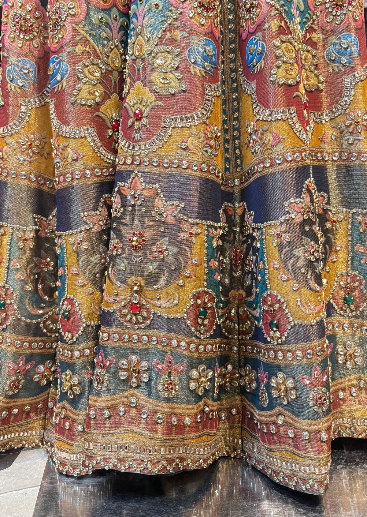 Samaira Kundan Sharara Set