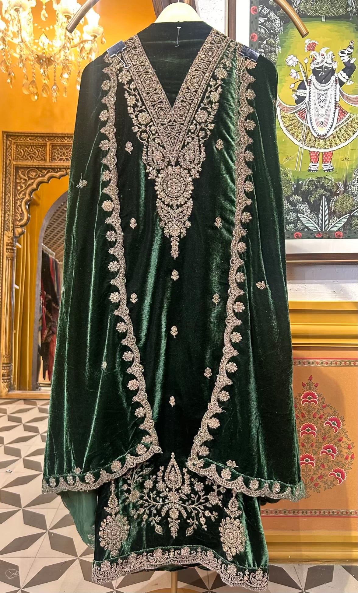 Rimvaar Velvet Suit (Bottle Green)