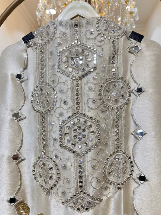 Zarvisha Cutwork Noor Suit