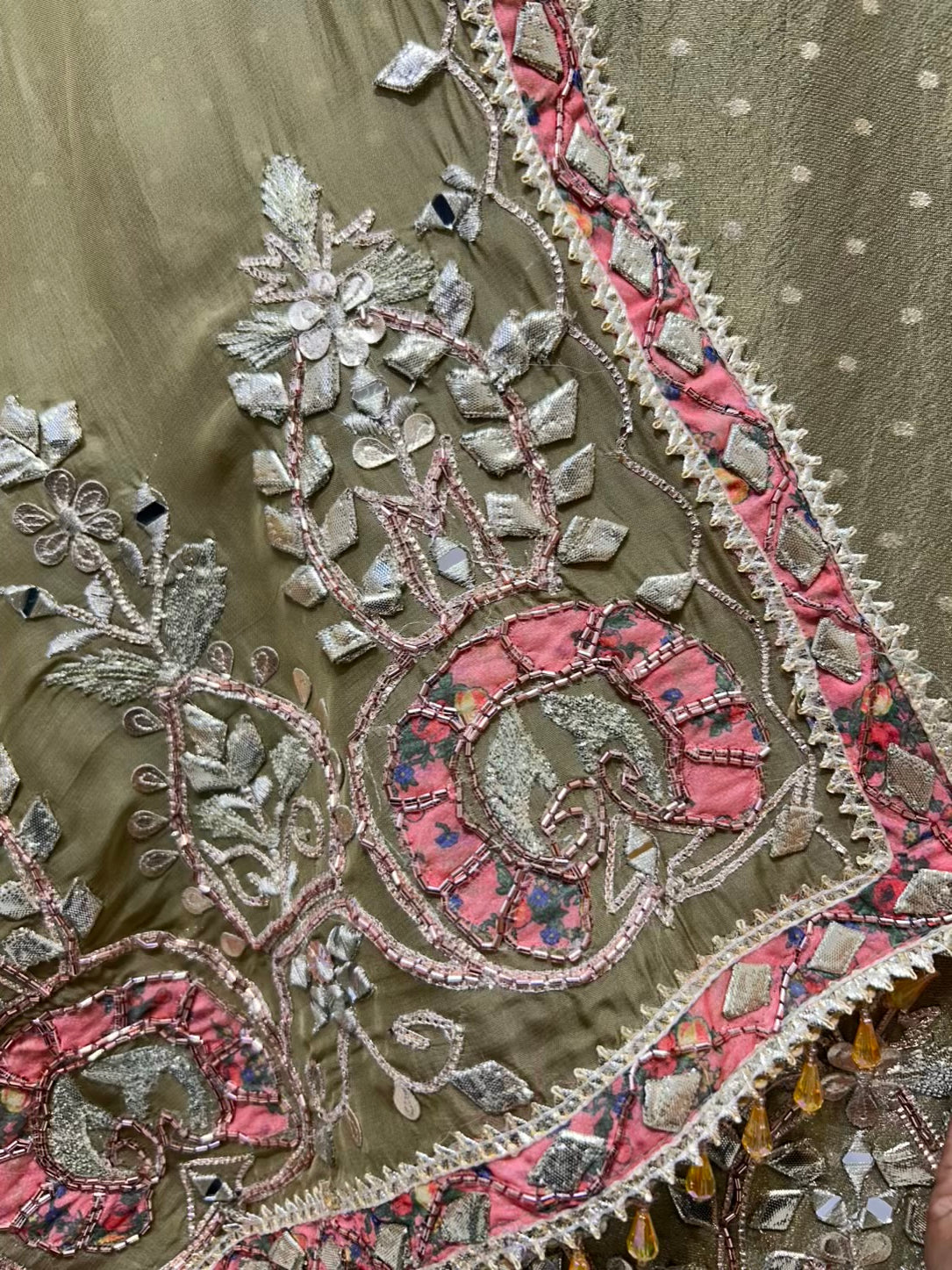 Zarvani Sheesha Veil Suit (Green)