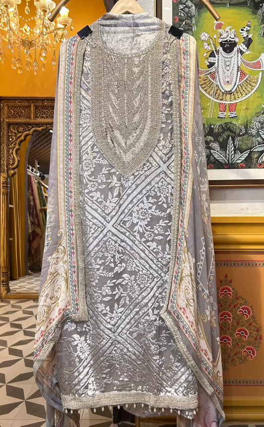Zaroon Velvet Suit (Silver Grey)