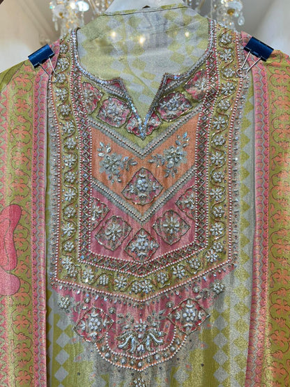 Zarmina Cutdana Élan Suit (Lemon Green & Beige)