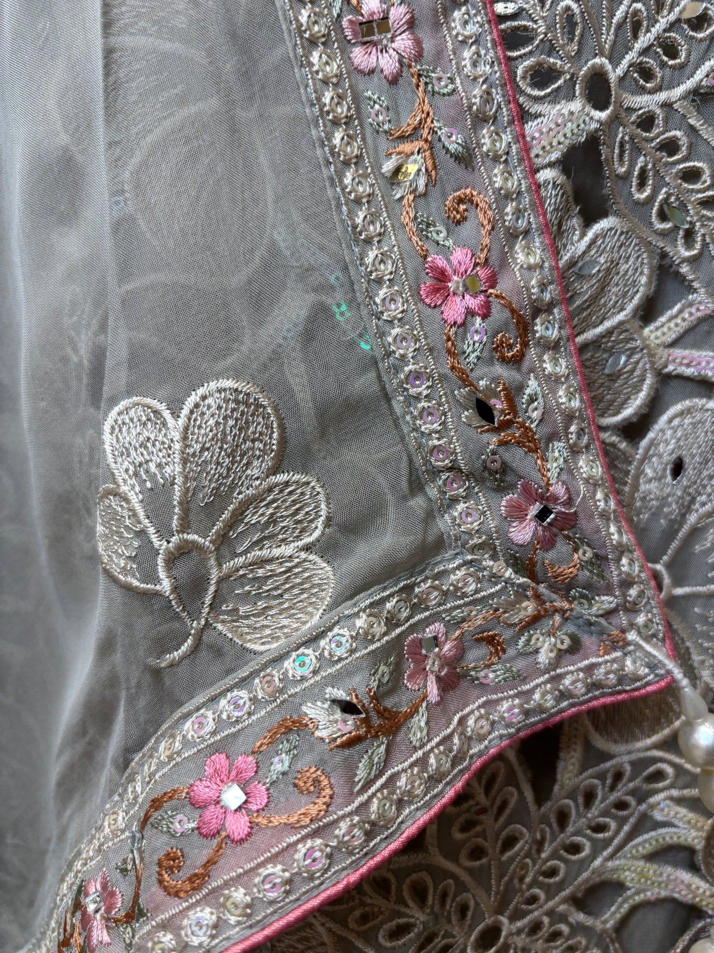 Taraash – The Mirror Muse Suit