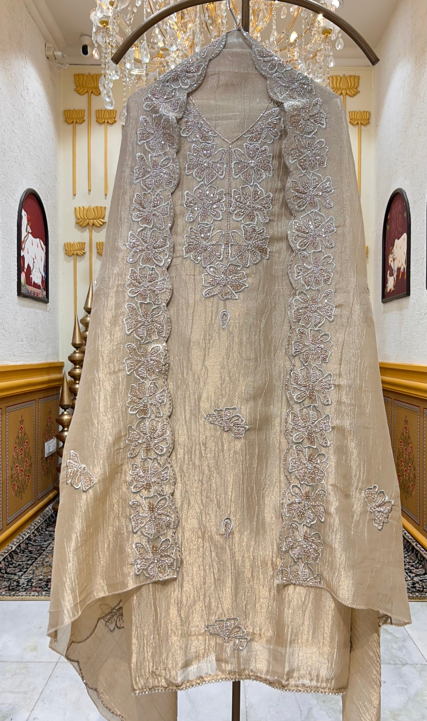 Vamikaa Crush Tissue Suit