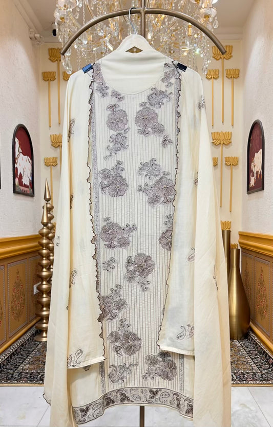 Afiya Cotton Noor Suit (Ivory)