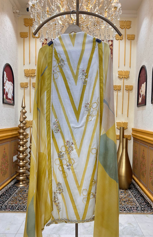 Aafreen Mul Chanderi Suit (Yellow)