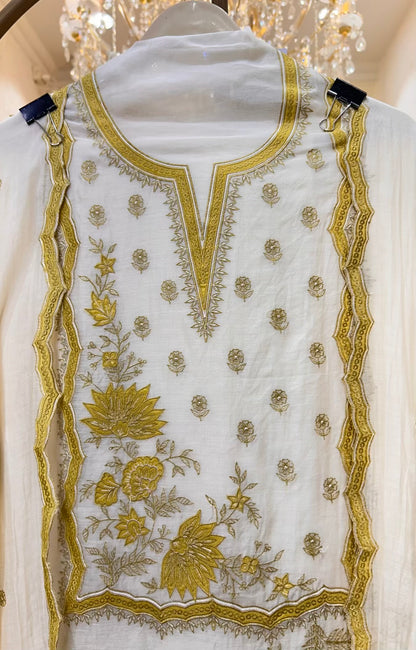Ishana Mul Veil Suit (Mustard)