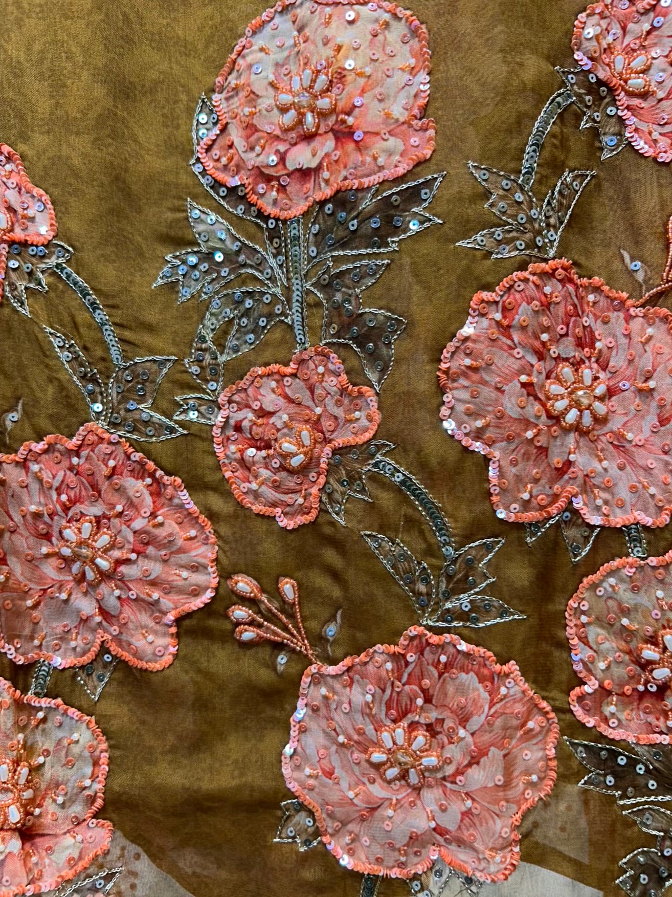 Zarhaya Karigari Suit (Mustard)