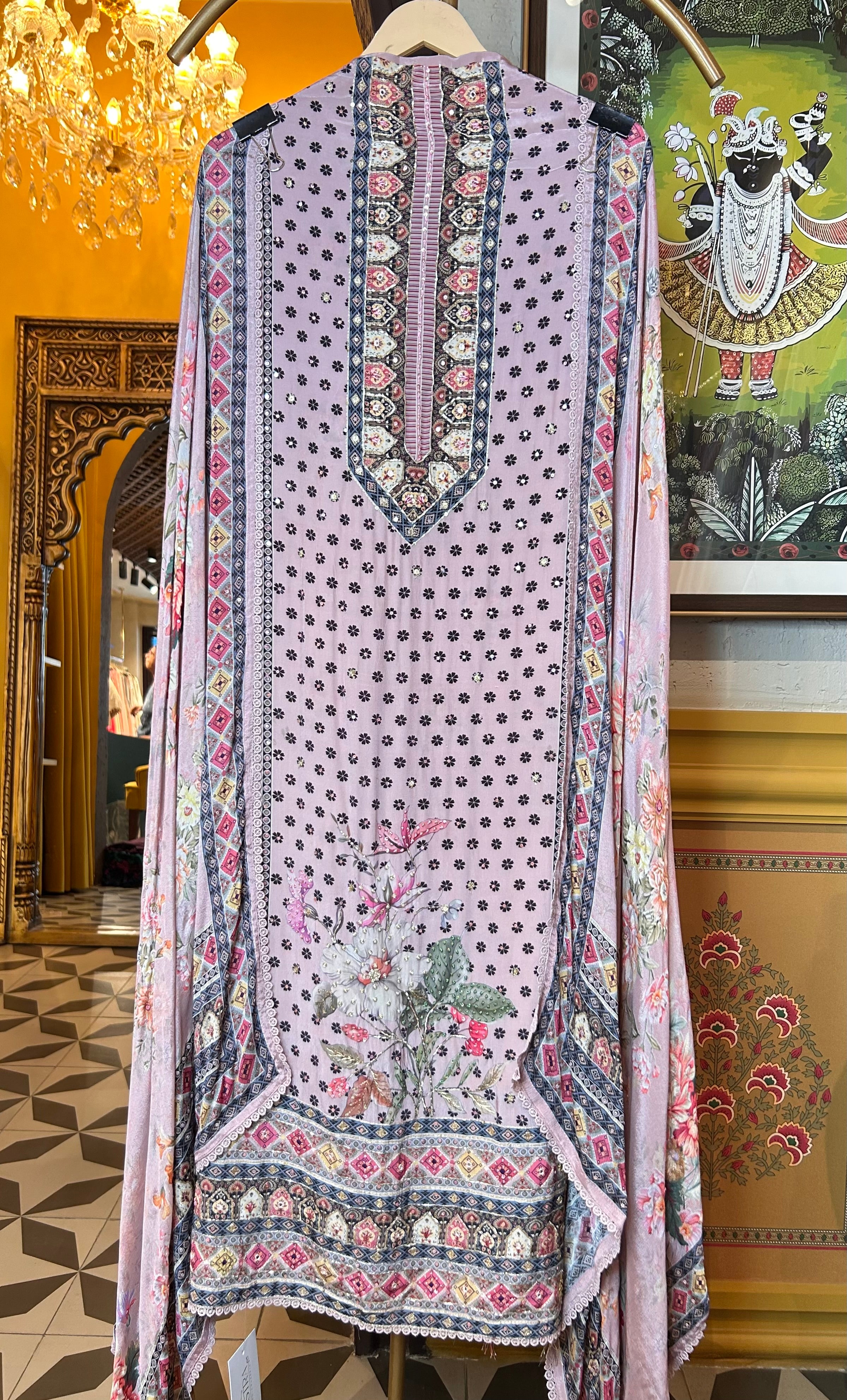 Kanira Crepe Suit (Pink)