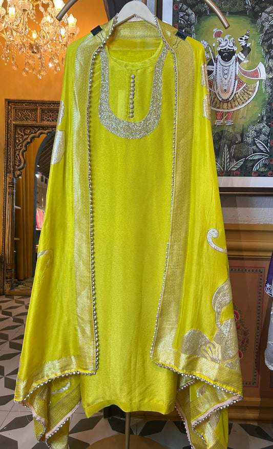 Naureh Organza Suit (Lime Green)