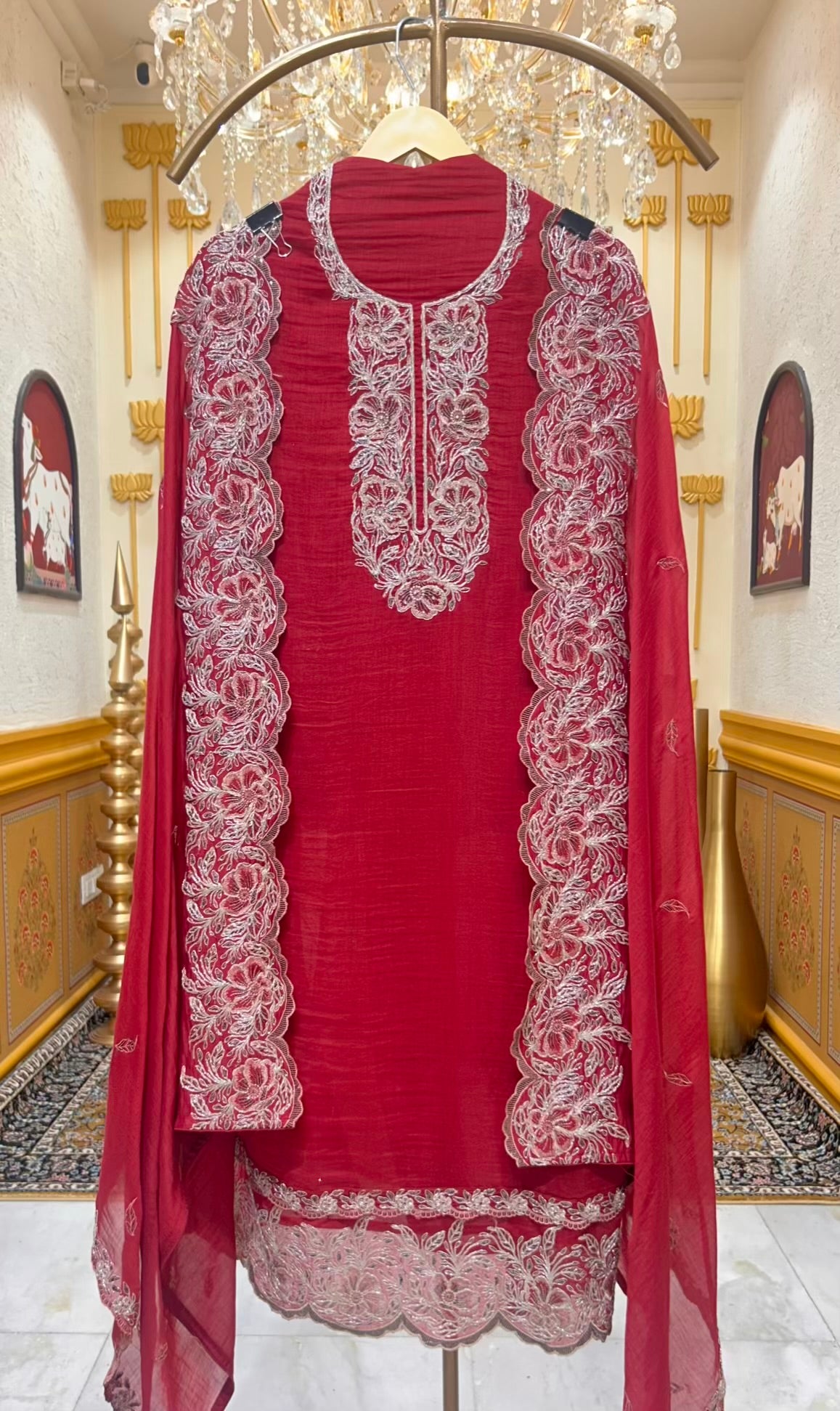 Iraaya Mul Noor Suit (Maroon)