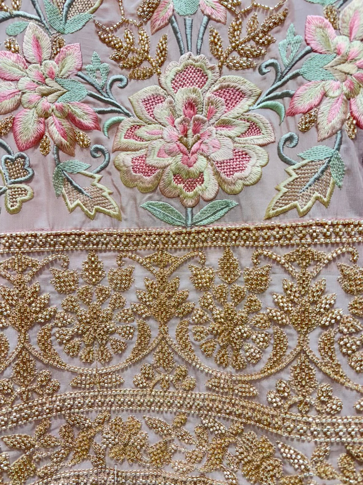 Ruhani Thread Organza Suit